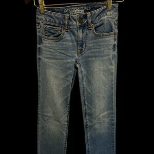 American Eagle Straight Super Stretch Light Blue Jeans - Size 00